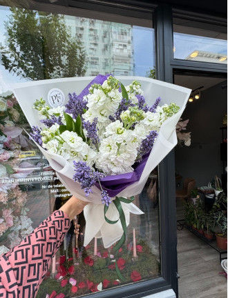 Buchet 7 Matthiola si Lavanda